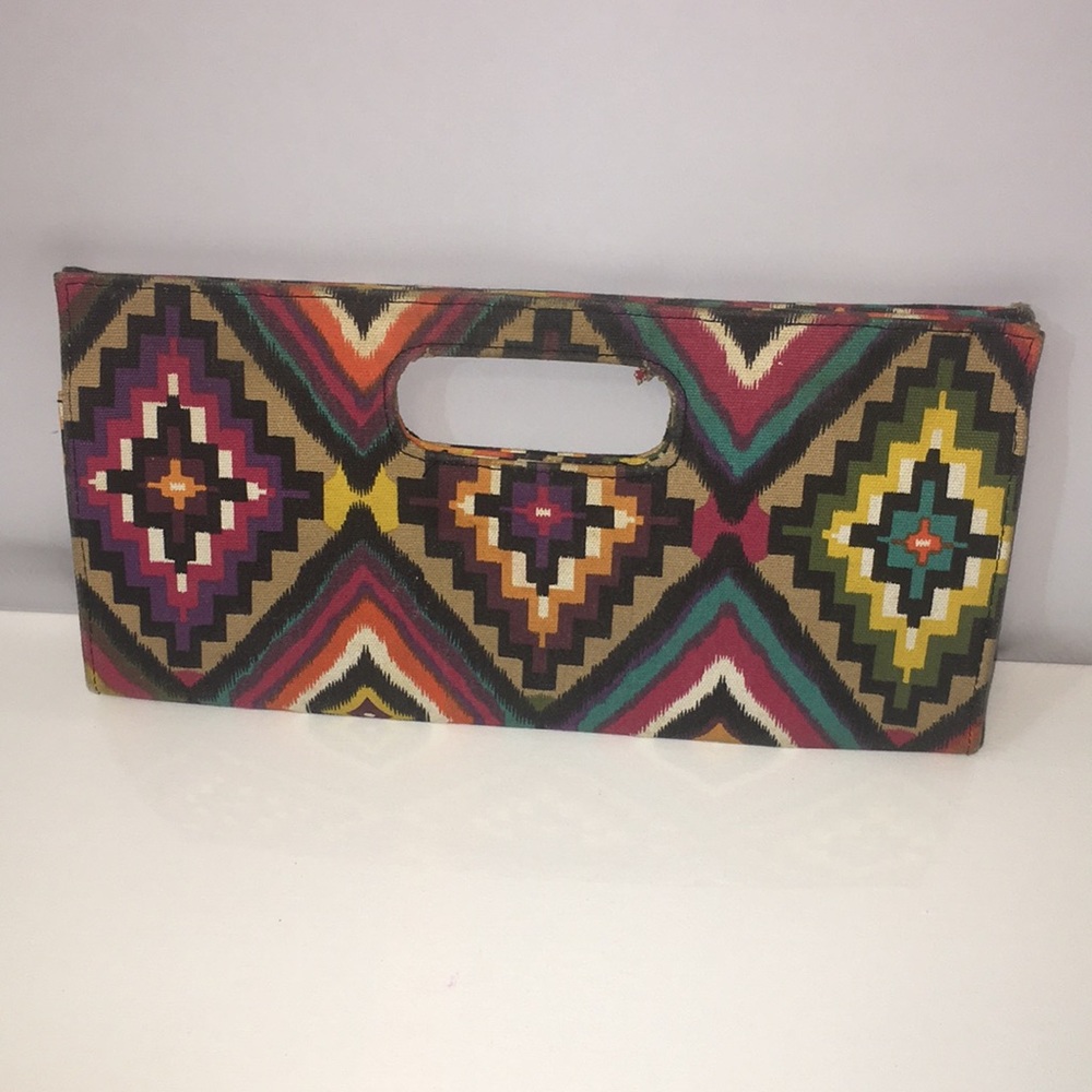 Abstract clutch